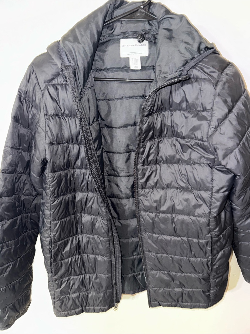 Amazon Essentials Kids Black Packable Light Weight Puffer Jacket